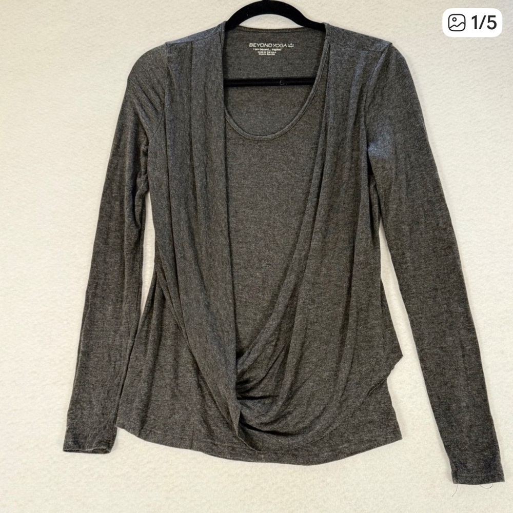 Beyond Yoga Twist Front Top‎ Long Sleeve Casual Athleisure Gray XS